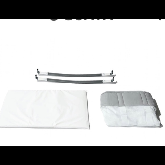 Guava Lotus Bassinet/Crib convertible pack & play - Picture 4 of 9